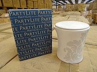 Partylite - p93050 - massage candle holder (672x) - afbeelding 1 van  3