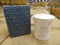 Partylite - p93050 - massage candle holder (768x)