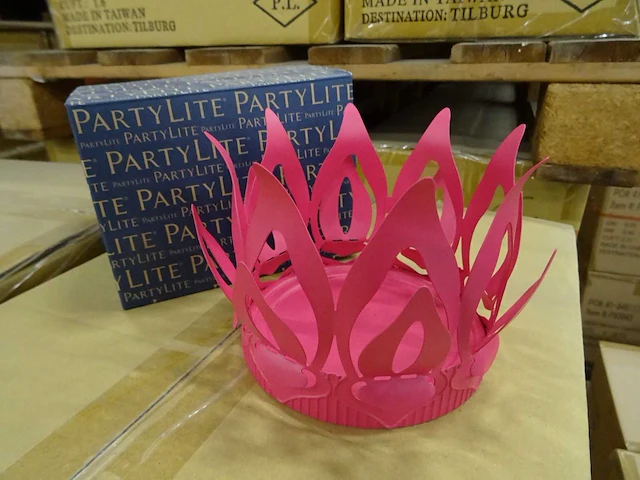 Partylite - p93204 - lotus jar holder - pink (240x) - afbeelding 1 van  4
