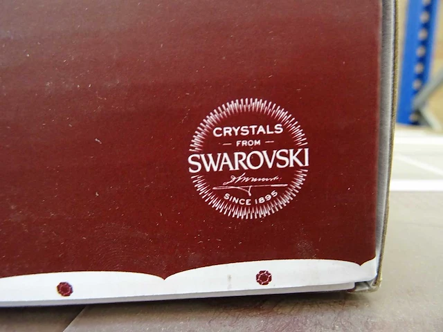 Partylite - p93373 - simple elegance candle holder swarovski (90x) - afbeelding 4 van  4