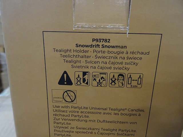 Partylite - p93782 - snowdrift snowman tealight holder (96x) - afbeelding 2 van  3