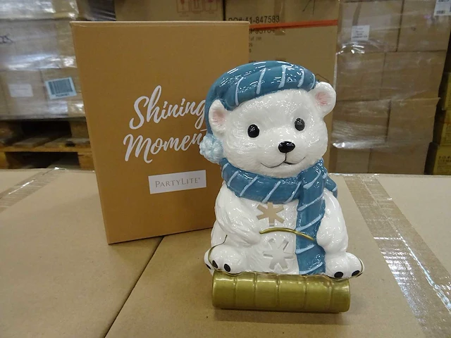 Partylite - p93784 - sledding polar bear tealight holder (108x) - afbeelding 1 van  4