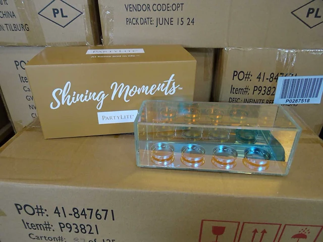 Partylite - p93821 - infinite reflections centerpiece (160x) - afbeelding 1 van  5