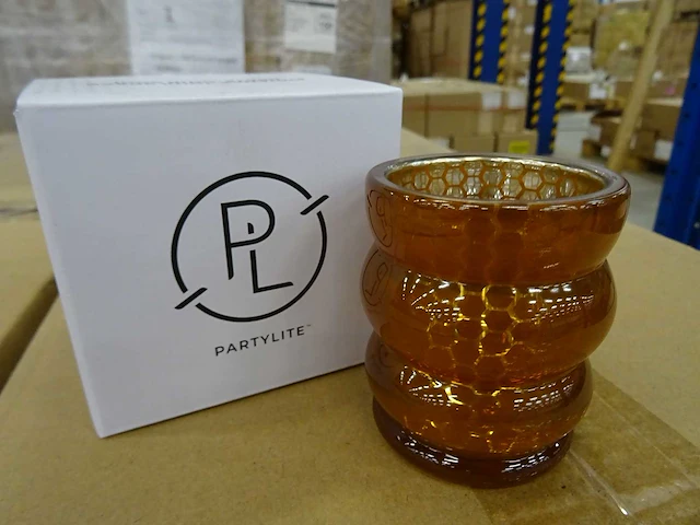 Partylite - p93876 - honeycomb tealight/ votive holder (180x) - afbeelding 1 van  3