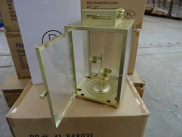 Partylite - p93895 - brushed brass lantern (64x) - afbeelding 3 van  6