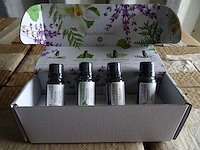 Partylite - p95710e - essential oil gift set 4 count (64x)