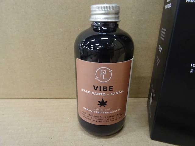 Partylite - rf2105 - diffuser olie 100% pure cbd infused santo / santal met geurstokjes (1032x) - afbeelding 2 van  5