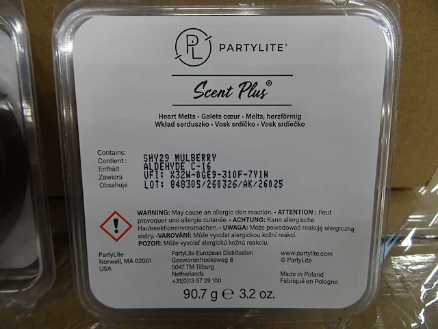 Partylite - shy29 - mulberry scent plus heart melts (300x) - afbeelding 2 van  3