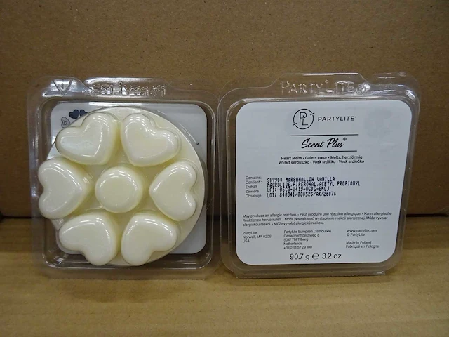 Partylite - shy900 - marshmallow vanilla scent plus heart melts (360x) - afbeelding 1 van  2