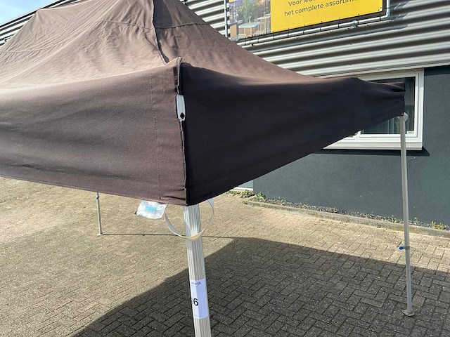 Partytent ‘4,5x3’ - afbeelding 7 van  7