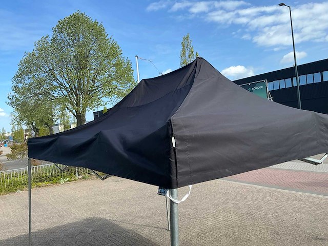 Partytent ‘4,5x3’ - afbeelding 4 van  7