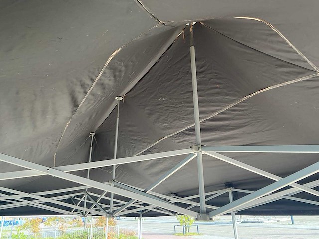 Partytent ‘6x3’ - afbeelding 1 van  3