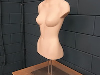 Pasbuste op zware voet - afbeelding 2 van  5