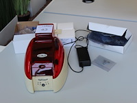 Pasjesprinter evolis model tattoo 2 met diverse pasjes en pasjes houders. - afbeelding 1 van  4