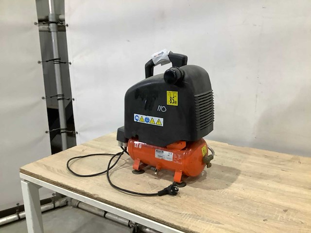 Paslode - 2015 - proline 115 silent - luchtcompressor - afbeelding 1 van  4