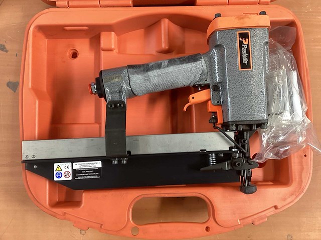 Paslode 3250/65-f16q pneumatische takker incl. koffer - afbeelding 5 van  8