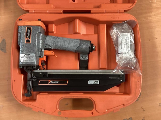 Paslode 3250/65-f16q pneumatische takker incl. koffer - afbeelding 8 van  8