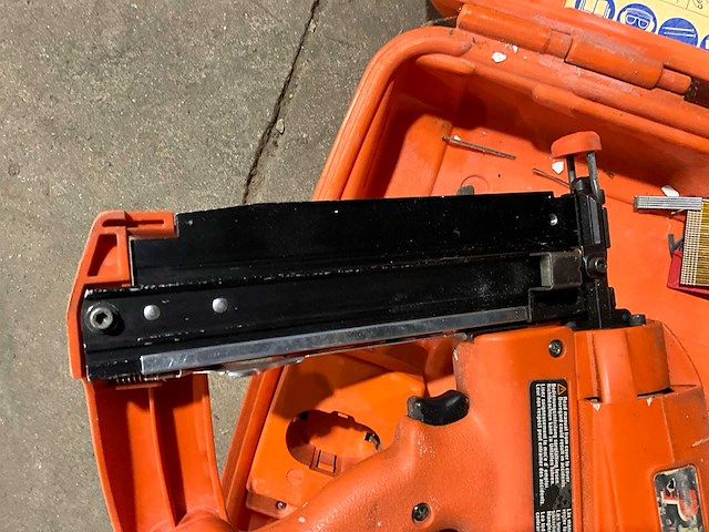 Paslode im250ii spijkerpistool - afbeelding 6 van  10