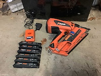 Paslode im90 tacker - afbeelding 2 van  5