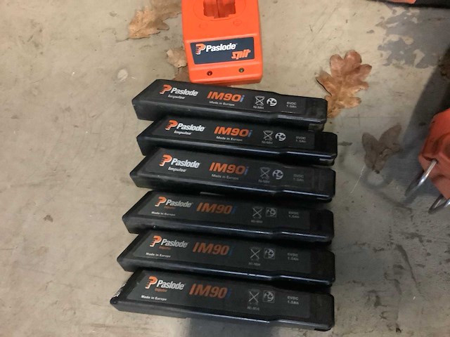 Paslode im90 tacker - afbeelding 3 van  5