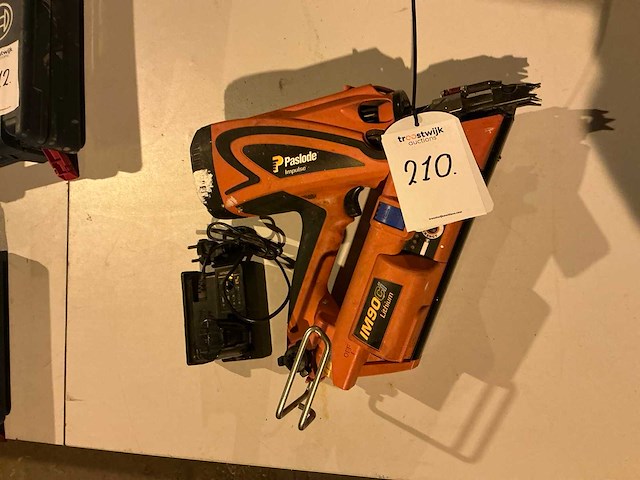 Paslode impulse im90ci tacker - afbeelding 1 van  4