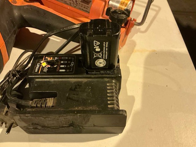 Paslode impulse im90ci tacker - afbeelding 4 van  4