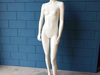 Paspop op glazen standaard