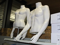 Paspoppen bovenlichaam op standaard. man en vrouw - afbeelding 2 van  2