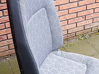 Passagiers stoel en onderstel voor o.a. renault master en opel movano, 2002 - afbeelding 2 van  3