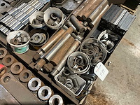 Passtukken, pennen en bussen - afbeelding 3 van  5