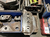 Passtukken, pennen en bussen - afbeelding 6 van  6