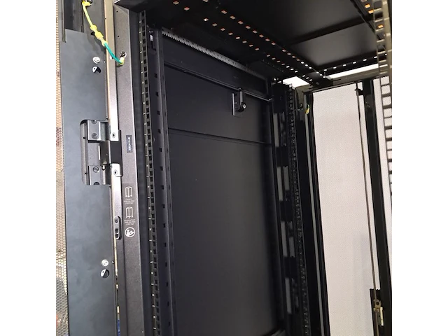 Patchkast, apc, e242296 - afbeelding 8 van  12