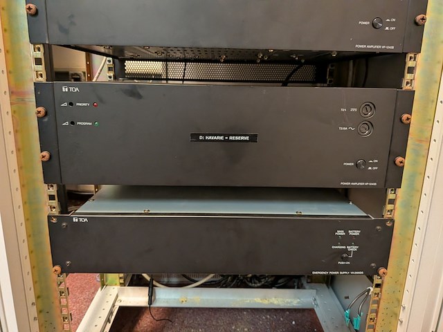 Patchkast met audio-apparatuur, varicon - afbeelding 18 van  30