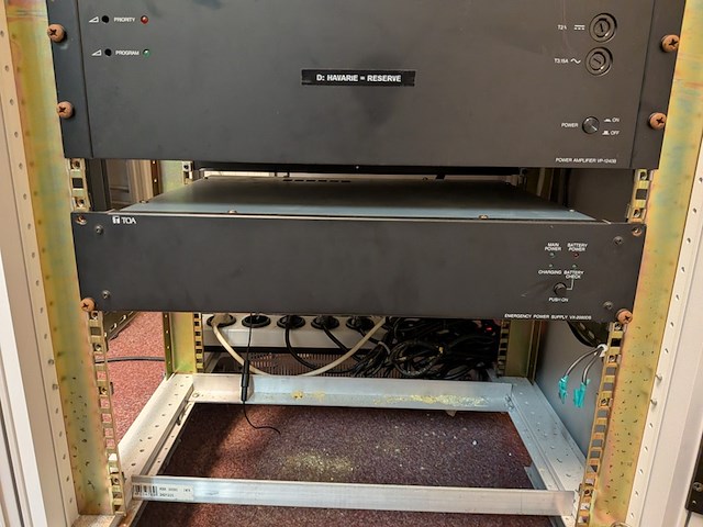 Patchkast met audio-apparatuur, varicon - afbeelding 21 van  30