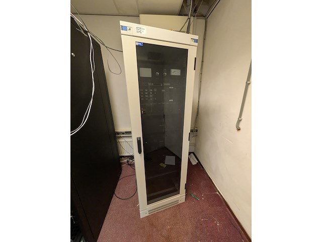 Patchkast met audio-apparatuur, varicon - afbeelding 12 van  30