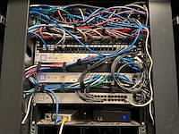 Patchkast met inhoud - afbeelding 5 van  8