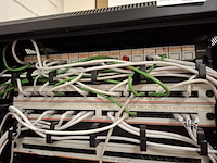 Patchkast met inhoud - afbeelding 7 van  7