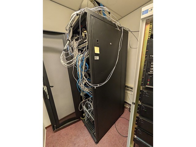 Patchkast met luchtkoeling en inhoud digitus - afbeelding 16 van  22