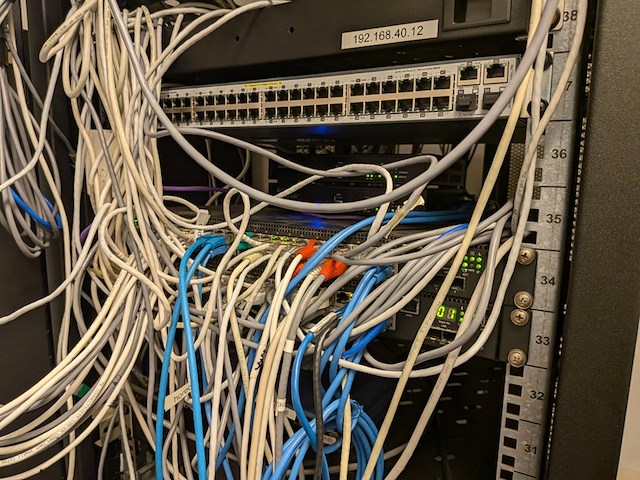 Patchkast met luchtkoeling en inhoud digitus - afbeelding 21 van  22