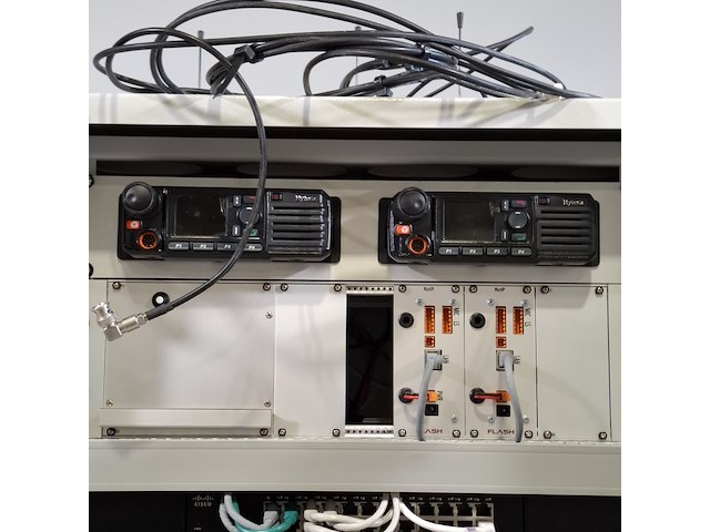 Patchkast met mobilofoon systeem, o.a. hytera, o.a. md785 - afbeelding 18 van  21