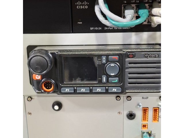 Patchkast met mobilofoon systeem, o.a. hytera, o.a. md785 - afbeelding 19 van  21