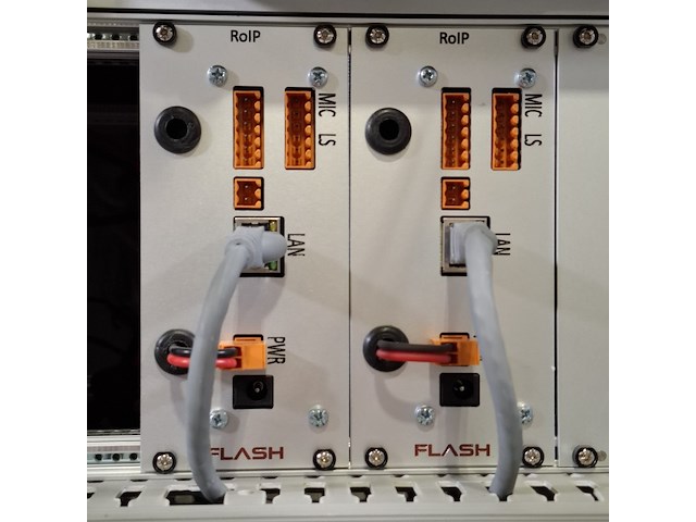 Patchkast met mobilofoon systeem, o.a. hytera, o.a. md785 - afbeelding 21 van  21