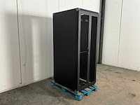 Patchkast - afbeelding 4 van  10