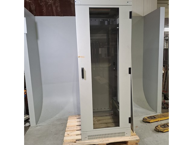 Patchkast - afbeelding 1 van  9