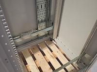 Patchkast - afbeelding 6 van  9