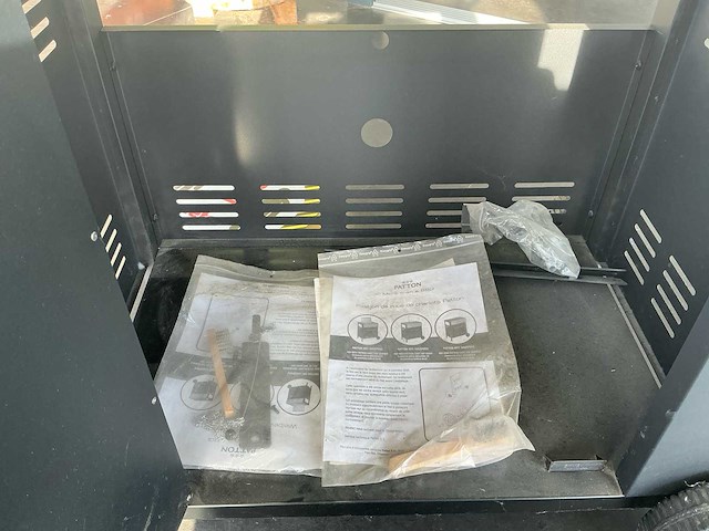 Patton two burner barbecue - afbeelding 1 van  9