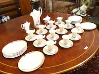 Paul wunderlich voor rosenthal. theeservies uit de mythos-serie. jaren 80/90. - afbeelding 2 van  5