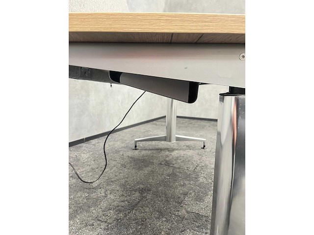 Paustian a-one hæve sænkebord - elektrisch zit-sta bureau 160x80 met scheidingswand - afbeelding 5 van  14