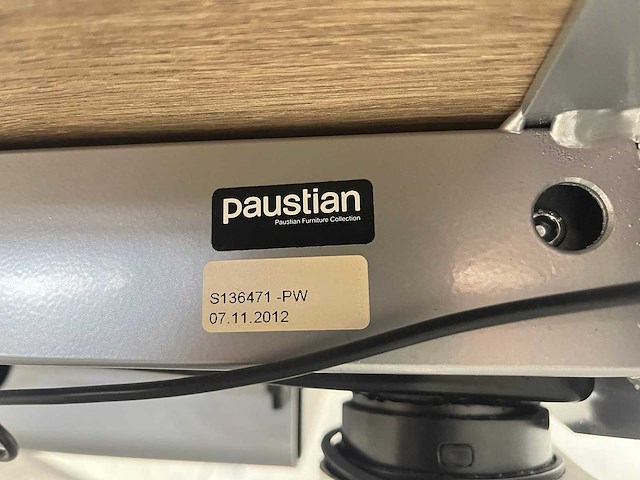 Paustian a-one hæve sænkebord - elektrisch zit-sta bureau 160x80 met scheidingswand - afbeelding 10 van  15