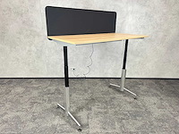 Paustian a-one hæve sænkebord - elektrisch zit-sta bureau 160x80 met scheidingswand - afbeelding 1 van  15